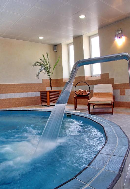 Hotel Prezident Palić Esterno foto