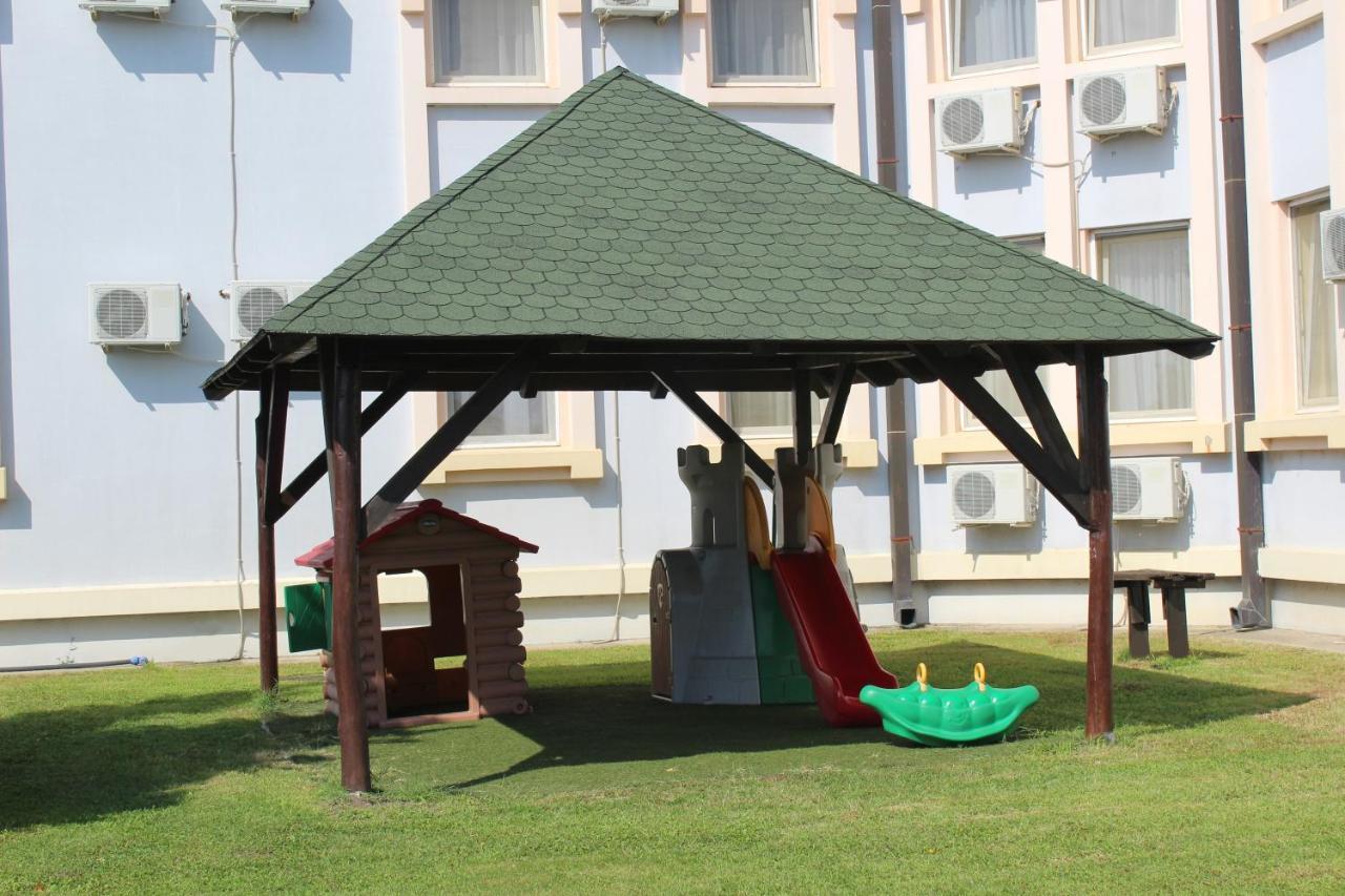 Hotel Prezident Palić Esterno foto