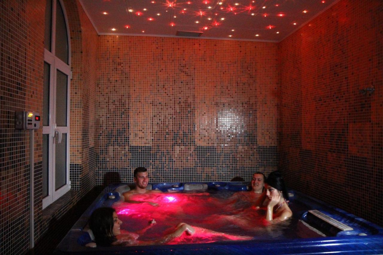 Hotel Prezident Palić Esterno foto